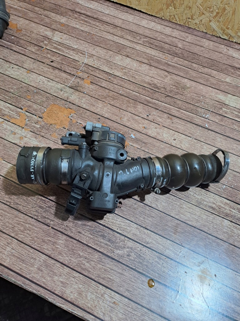 Купити Przepusrnica citroen c4 1.6 hdi 9660030480