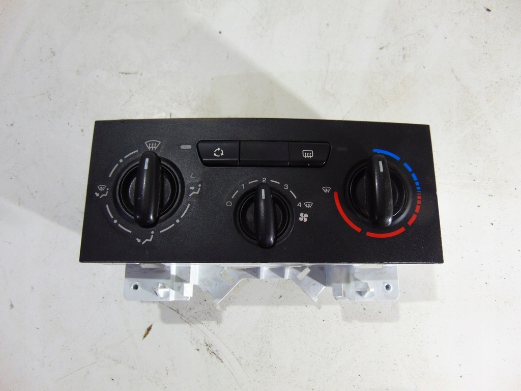 фото №1, Панель обдув partner berlingo ii