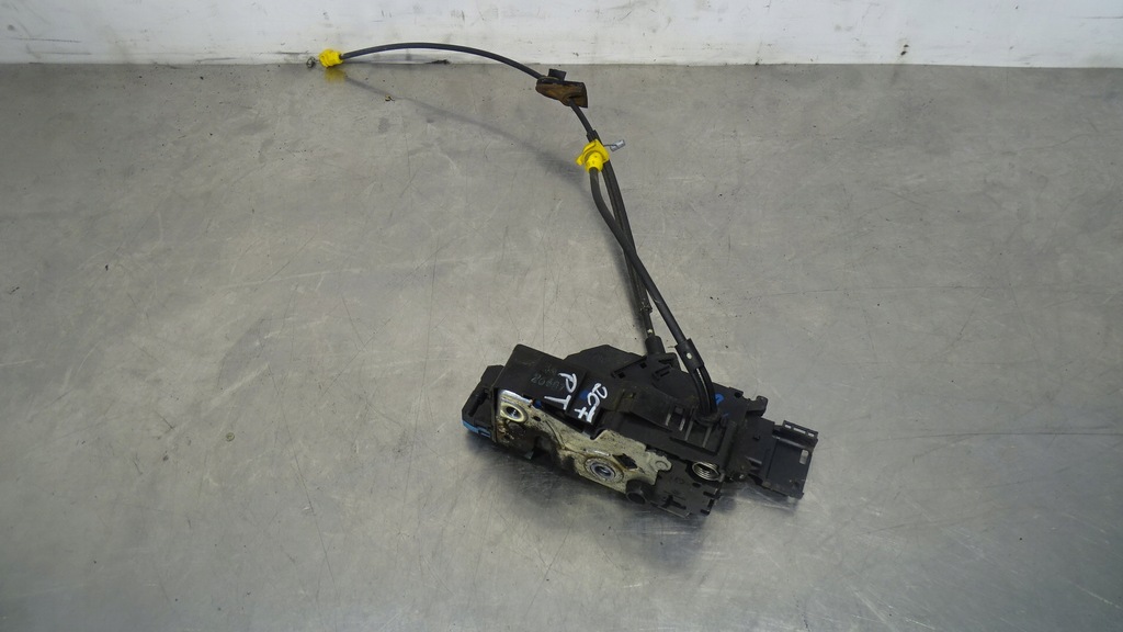 фото №1, Замок правый задняя дверь peugeot 207 1.6vti sw