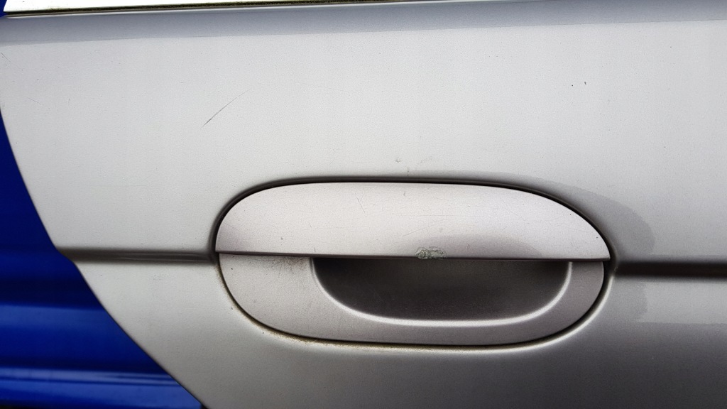 Bmw e39 дверь правый  задняя aspensilber Доставка