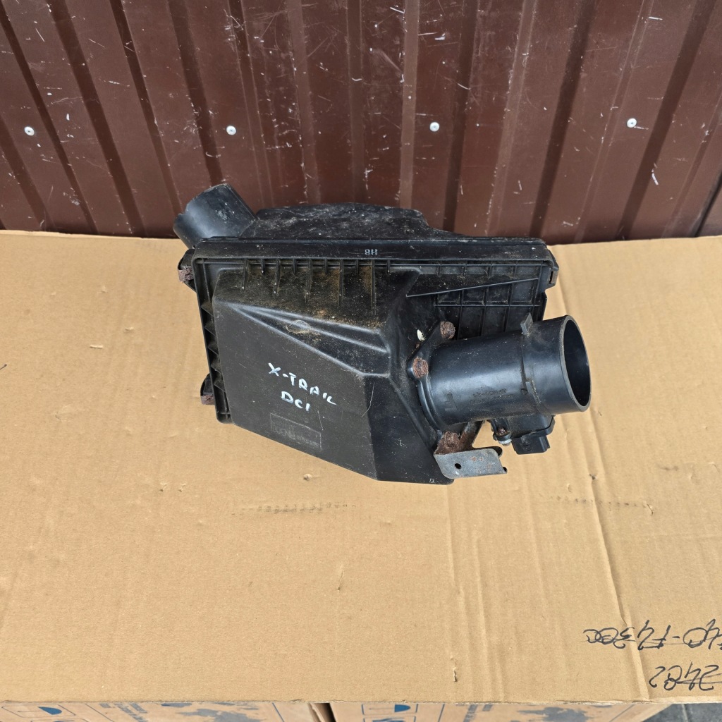 фото №1, Корпус фільтра повітря витратомір nissan primera p12 2.2 dci