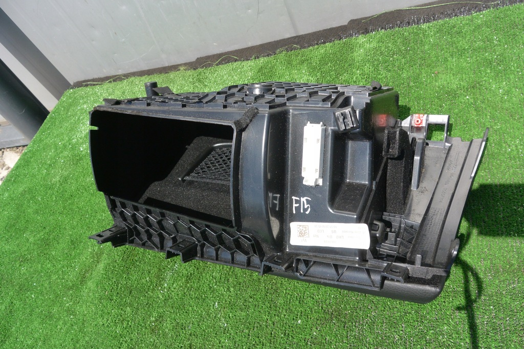 фото №8, Бардачок пасажира bmw x5 f15 eu