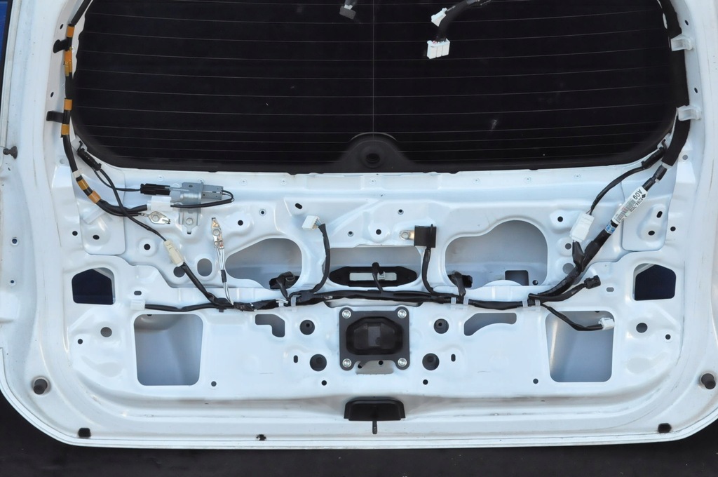 фото №12, Lexus ct 200h кришка багажника багажника задня задня 077