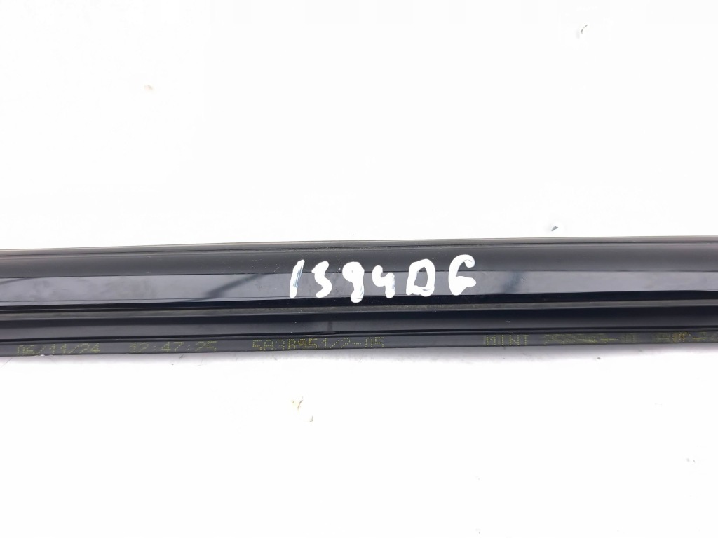 Mini f65 2024 молдинг скло задній 5a3b951 Ціна