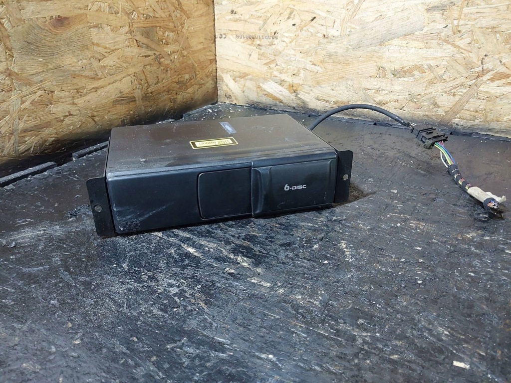 фото №6, Чейнджер дисків cd volkswagen passat b5 3b0035111b