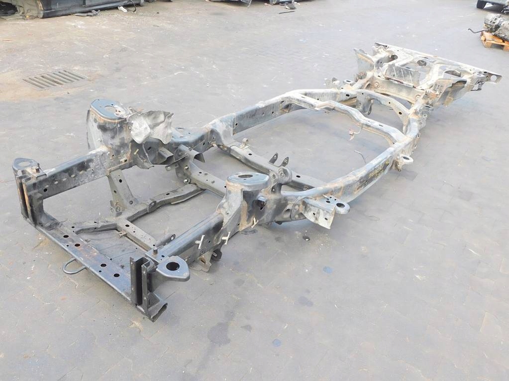 фото №6, Discovery iii l319 2.7td 04r рама