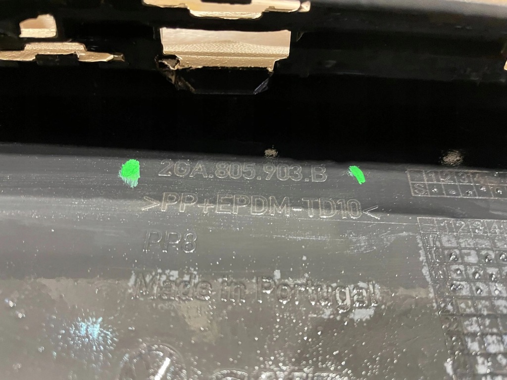 фото №10, Vw troc t-roc 17-21 r-line спойлер решётка средняя бампер перед передний