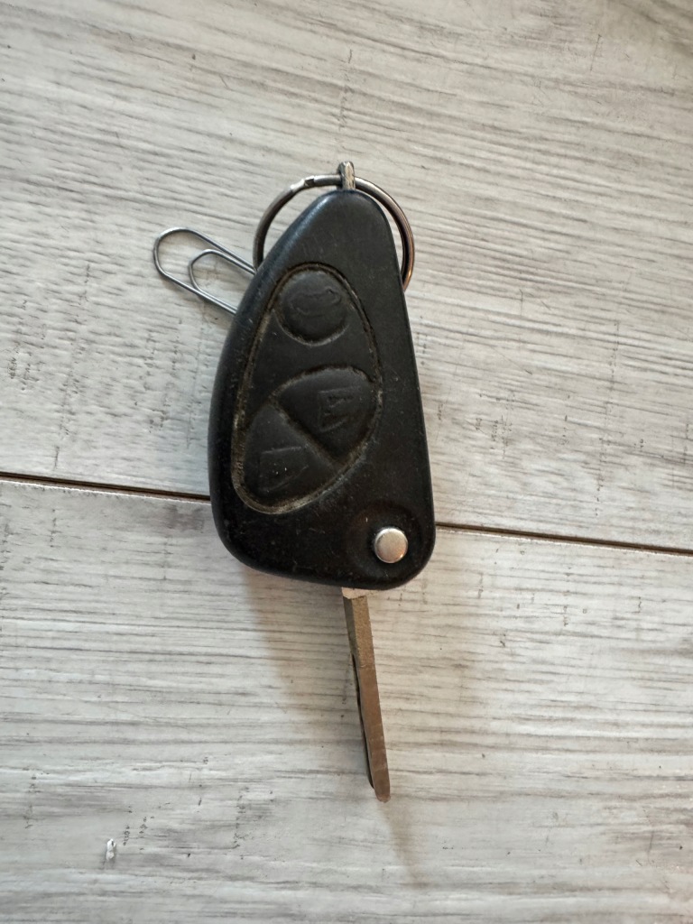 Купить Alfa romeo 147 ключ ключ pilot