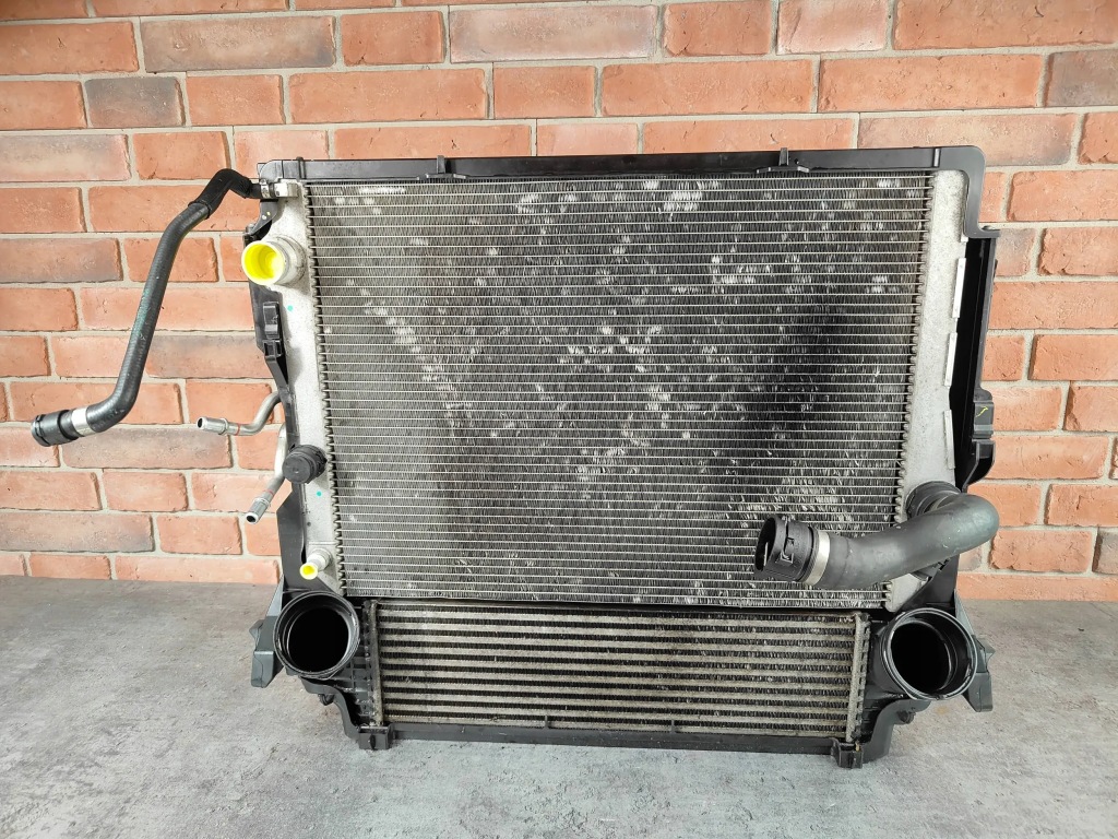 Комплект радиатор интеркулер 7809321 7586775 bmw x5 e70 x6 e71 3.0d 4.0d Доставка