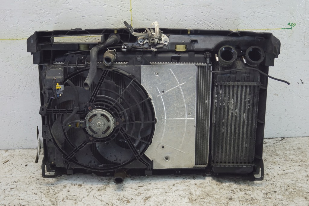 фото №14, Pas передній радіатор citroen ds3 1.6 hdi