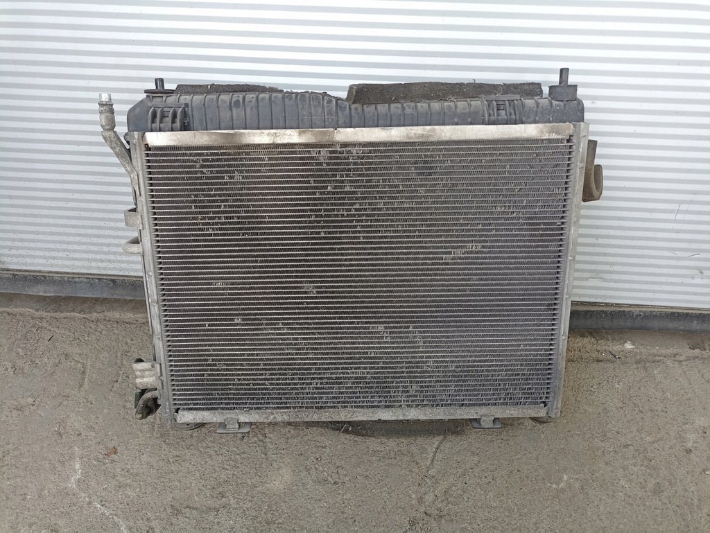 фото №1, Ford fiesta mk7 радіатор радіатор 1.0 ecoboost