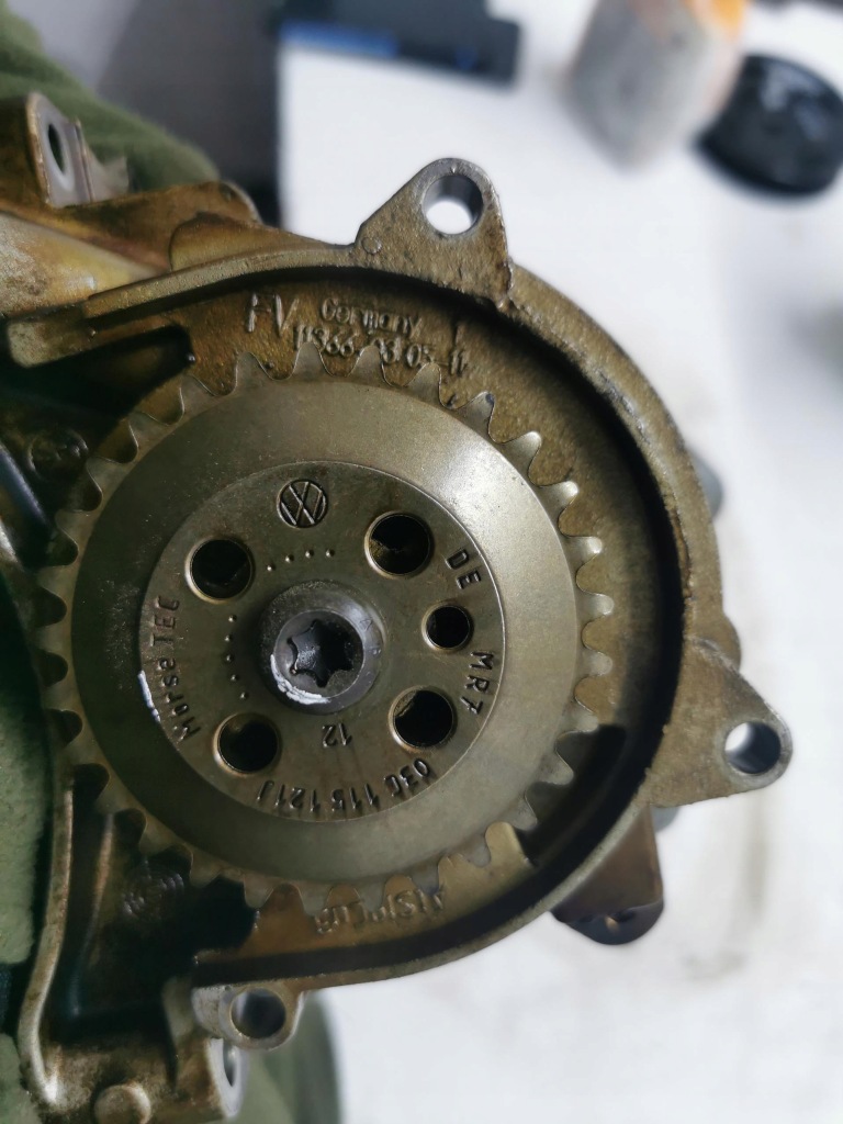 Насос масла skoda octavia ii lift 1.4 tsi 90kw Киев