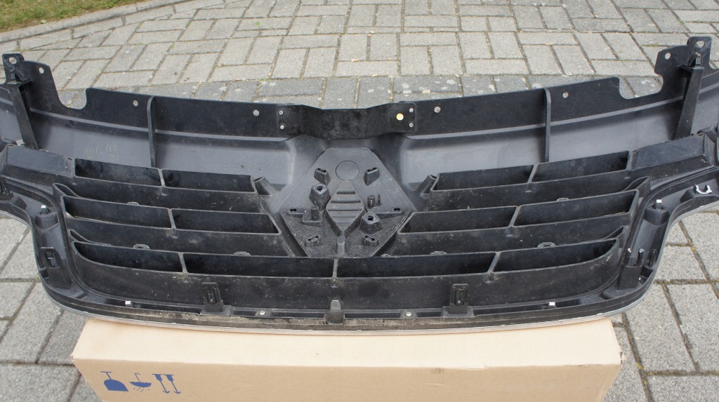 фото №7, Решётка радиатора передняя решётка радиатора renault alaskan