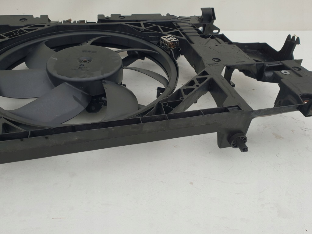 Renault megane 3 08-16 ремень передний усилитель перед 752100004r с Разборки