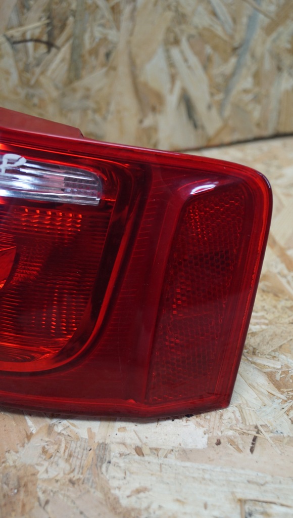 фото №5, Лампа правый задняя audi a5 8t coupe