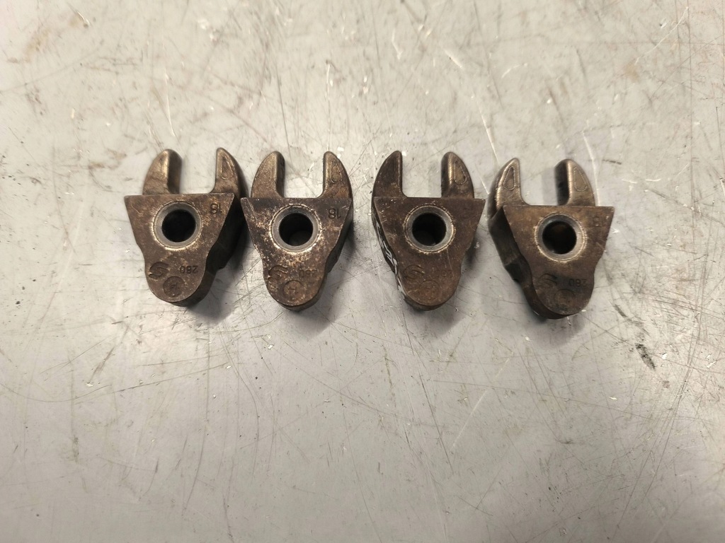 фото №1, Подножка форсунки ford focus 1.6 tdci