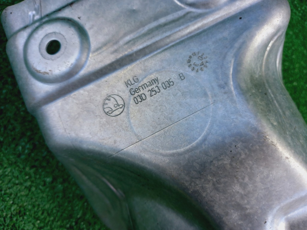 фото №8, Vw polo iv 9n 01-05 1.2 awy корпус захист теплова каталізатора колектор