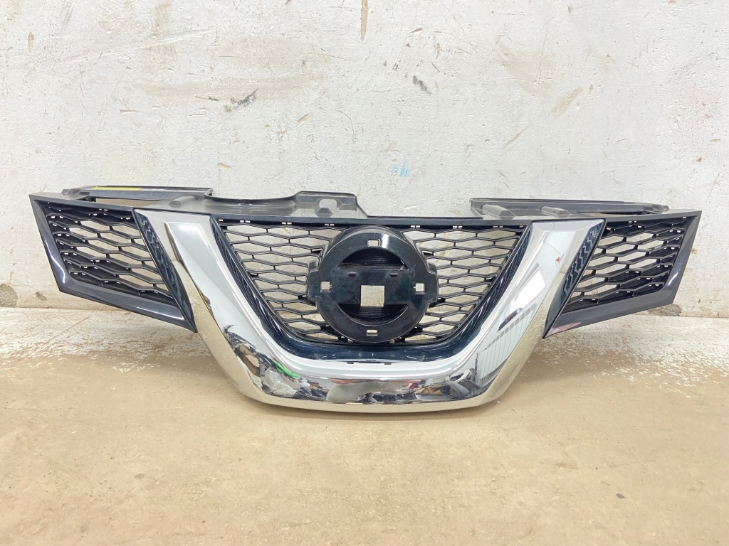 фото №1, Решётка радиатора решётка радиатора бампера nissan x-trail t32