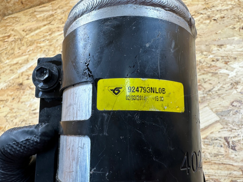 фото №14, Конденсатор кондиціонера nissan leaf i 924793nl0b