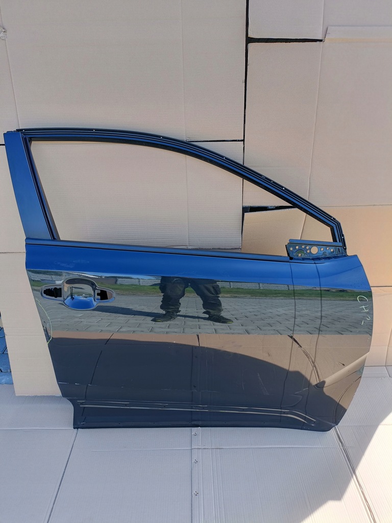 фото №1, Дверь правое передние правый перед toyota chr