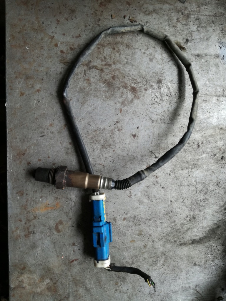 фото №1, Volvo ford датчик лямбда-зонд 1,6b 1,8b 2.0b 0258006928