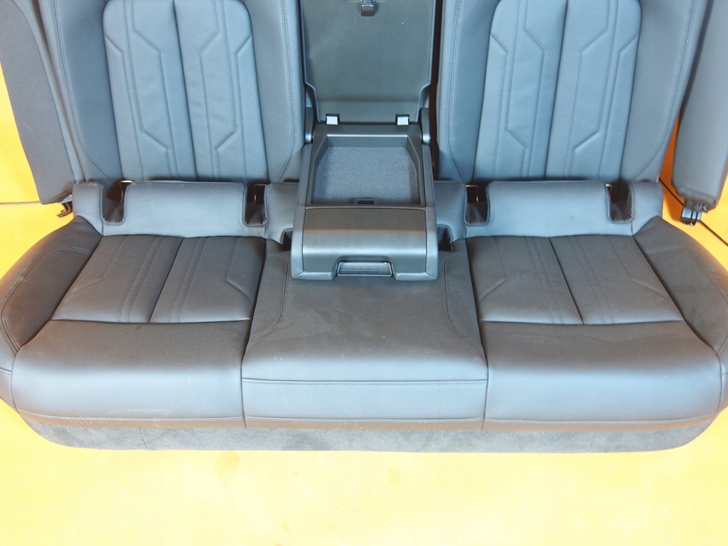 фото №12, Audi e-tron 4ke сиденья заднее сиденье обшивки bang 27km