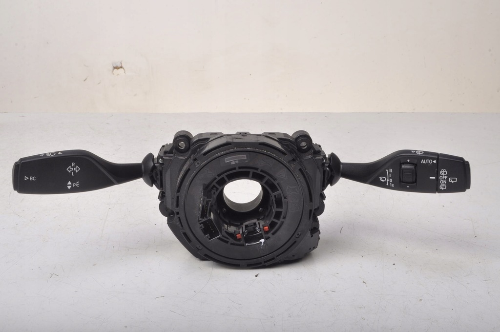 фото №1, Bmw f45 переключатель комбинированный 9368597