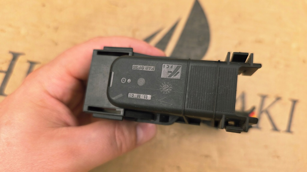 фото №9, Ford focus mk3 c-max mk2 2011 r. колодка штекер насоса abs esp bv61-2c405-af