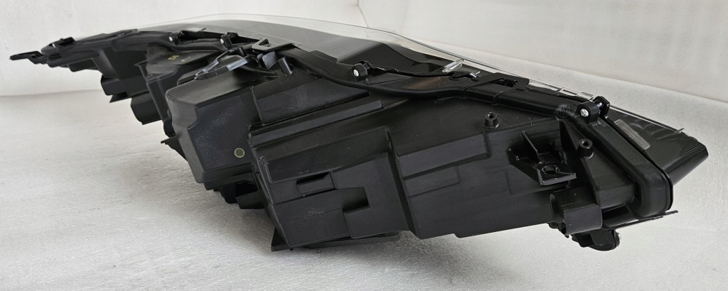 Лампа перетворювач ліва lexus rx iv рестайлінг  2019-2022 Зі Шроту