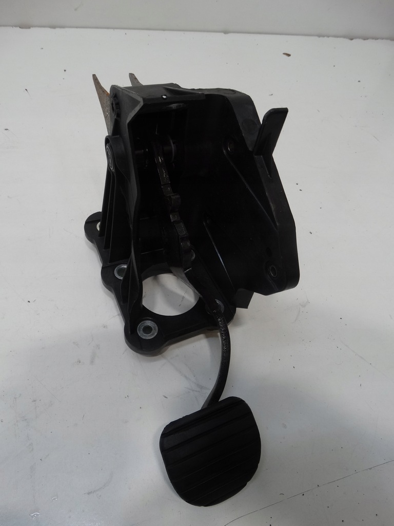 фото №5, Педаль тормоза renault laguna iii 465010003r