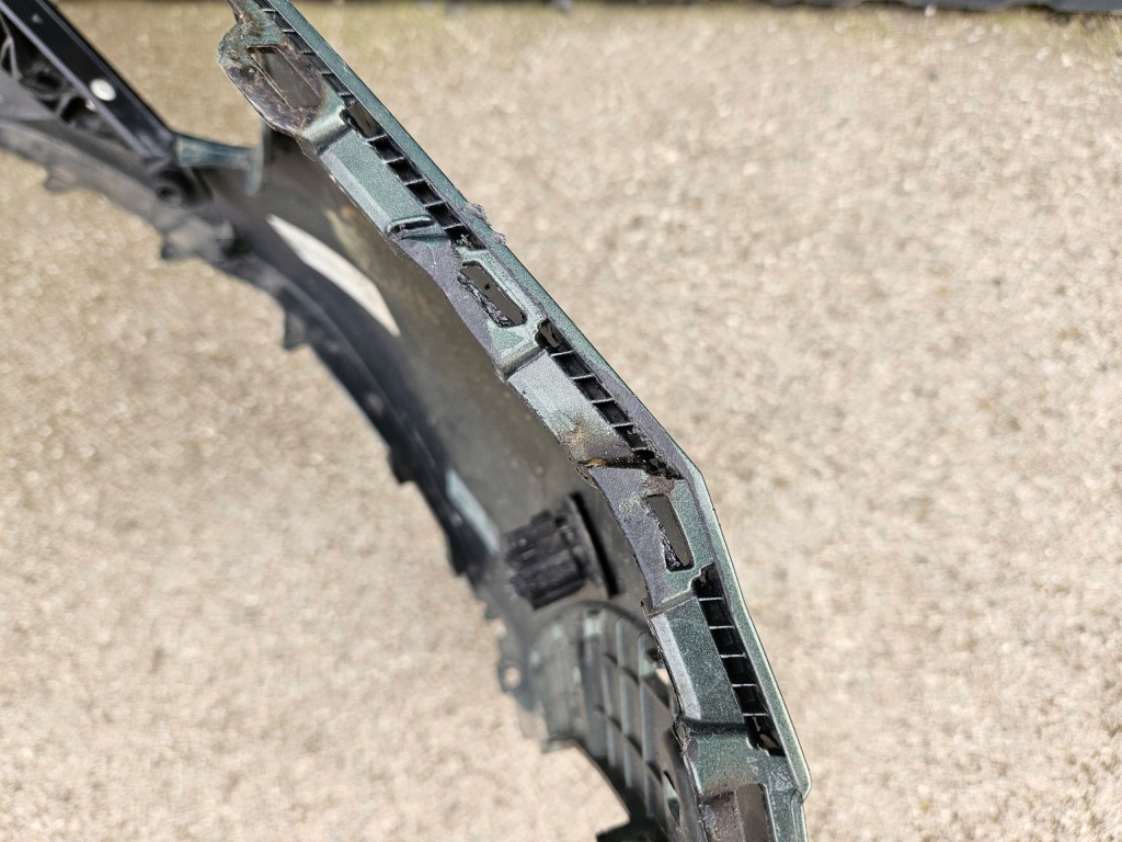 Бампер перед передній kia sportage 5 v 86511-r2000 повний оригінал  + решітка радіатора Ціна