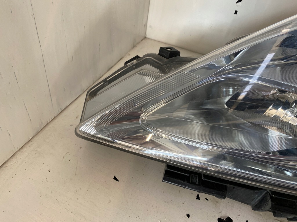 фото №2, Nissan leaf i лампа левый перед full led