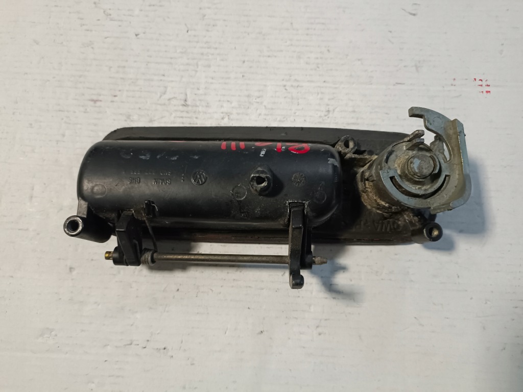 фото №4, Vw polo iii ручка наружная крышки 6n0827565a