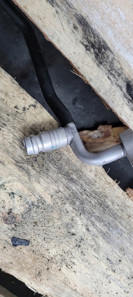 фото №11, Шланг кондиционера audi a6 11-