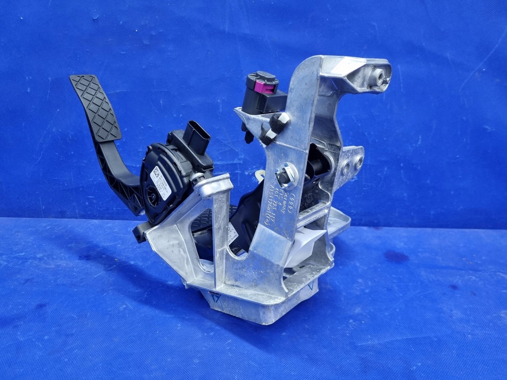 фото №5, Audi a7 c7 каркас вместе с pedałami оригинал 4g1725117