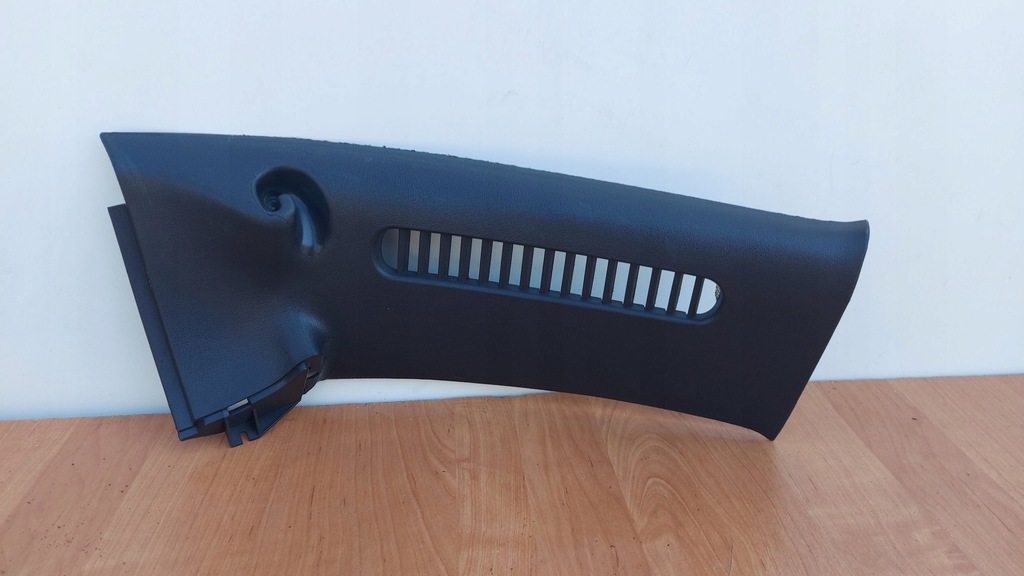 фото №1, Ford mondeo mk2 kombi ліва захист багажника lh