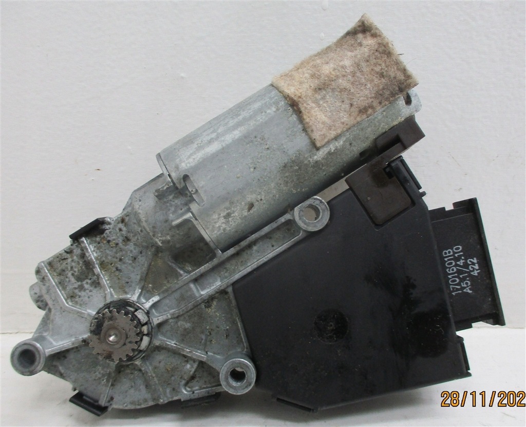 фото №5, Моторчик люк vw phaeton 3d0959591c