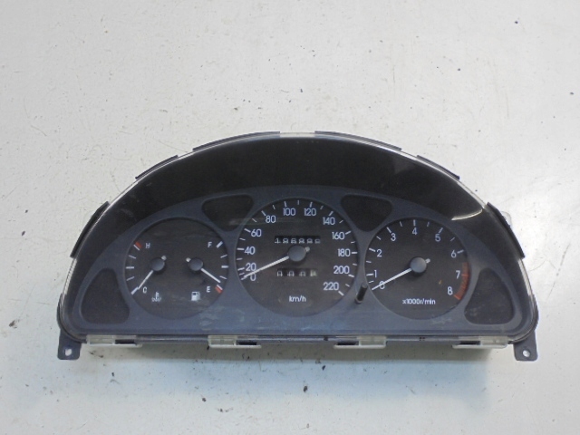 Купити Daewoo lanos панель приборів 1,5 16v qt 96557751