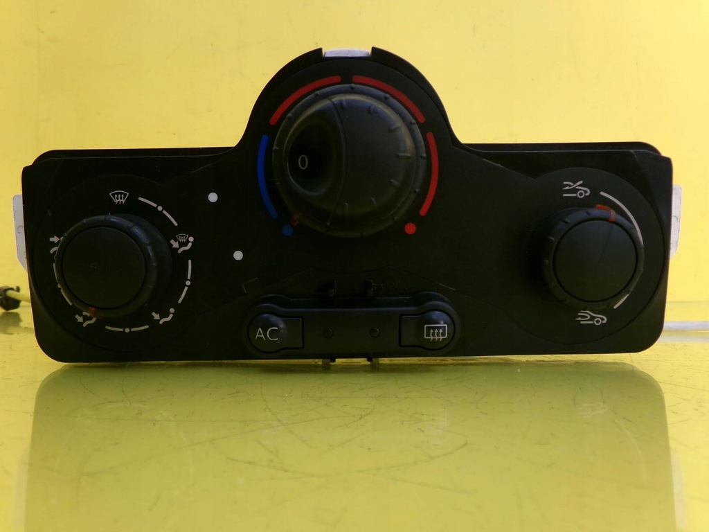 фото №1, Панель управление кондиционера renault clio iii 030967w nr923