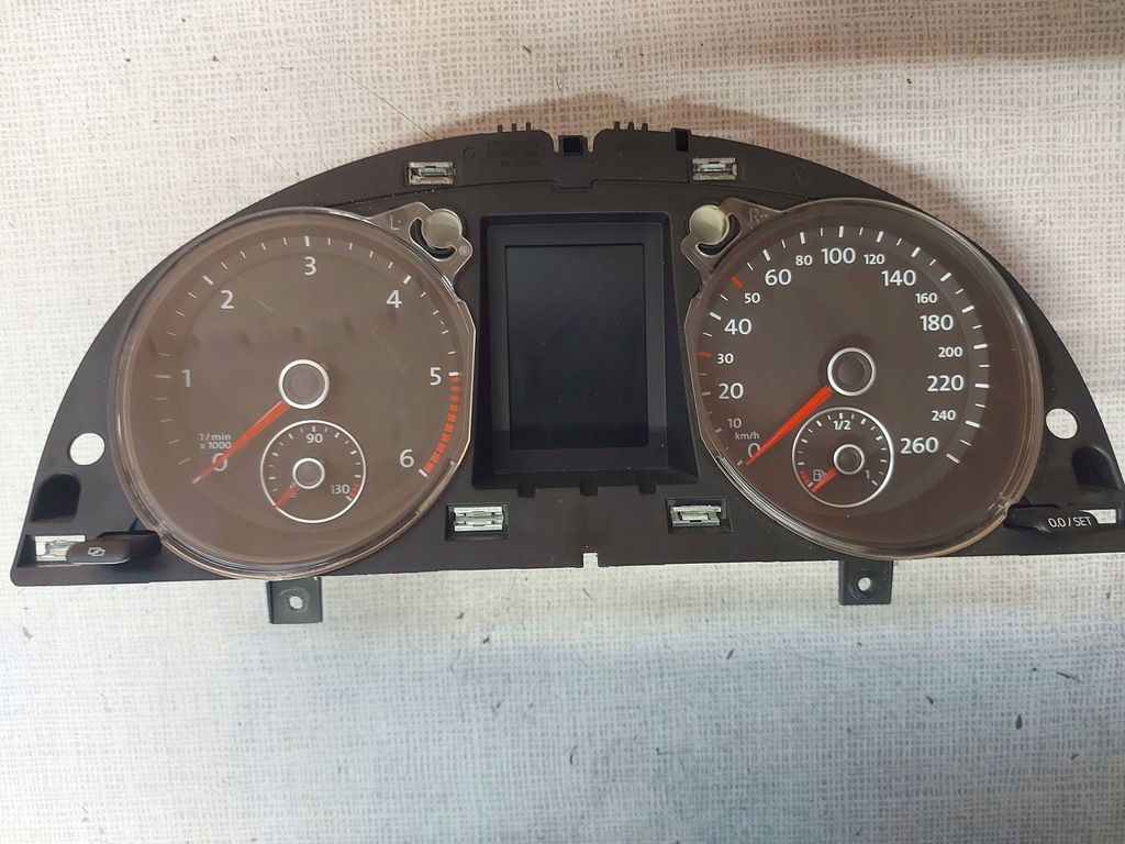 фото №1, Vw passat b7 tdi счетчик приборы 3aa920870d