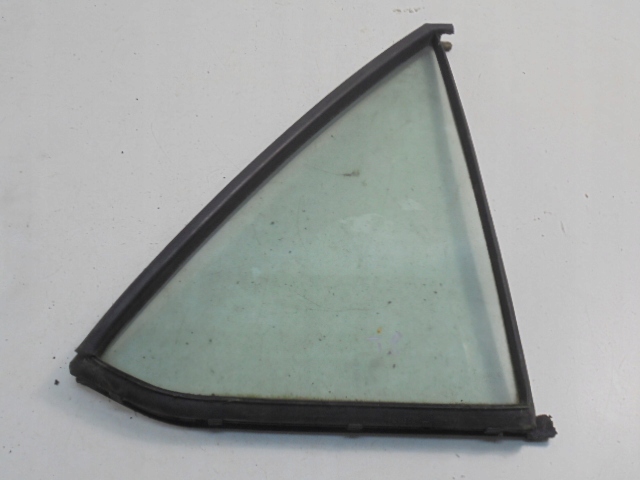 фото №1, Fiat ritmo стекло треугольное дверь задняя правый