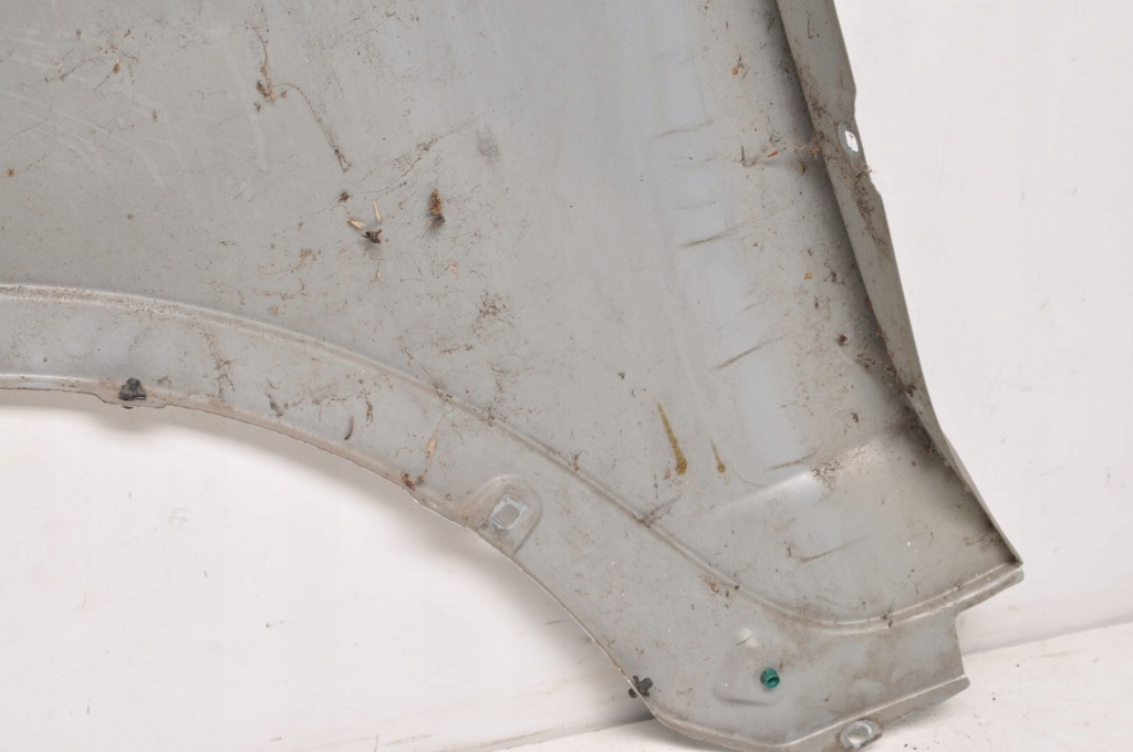 Bmw x3 e83 крыло  правый  перед передний Оригинал