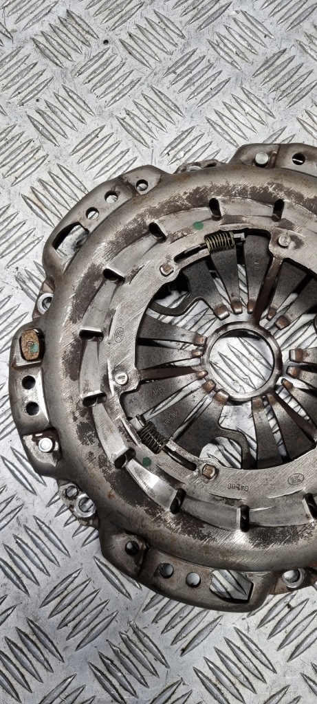 фото №7, Mercedes w906 зчеплення маховик з двома масами комплект 2.2d 651 27 tyś пробіг a6510305105