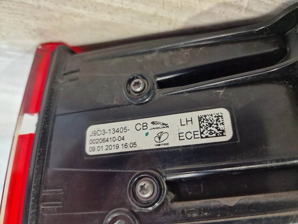 фото №6, Лампа задняя левая jaguar i-pace j9d3-13405