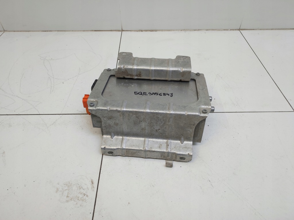 фото №1, Модуль блок керування заряджання зарядний пристрій audi q8 e-tron