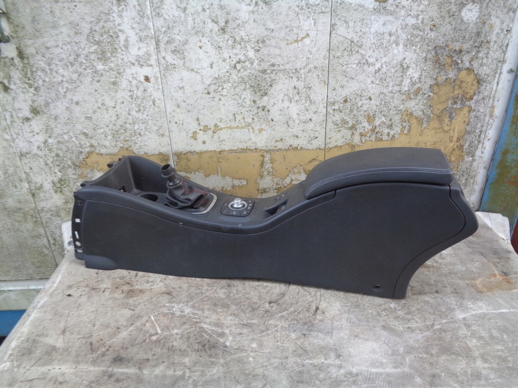 фото №1, Туннель средний подлокотник renault megane 3 lift