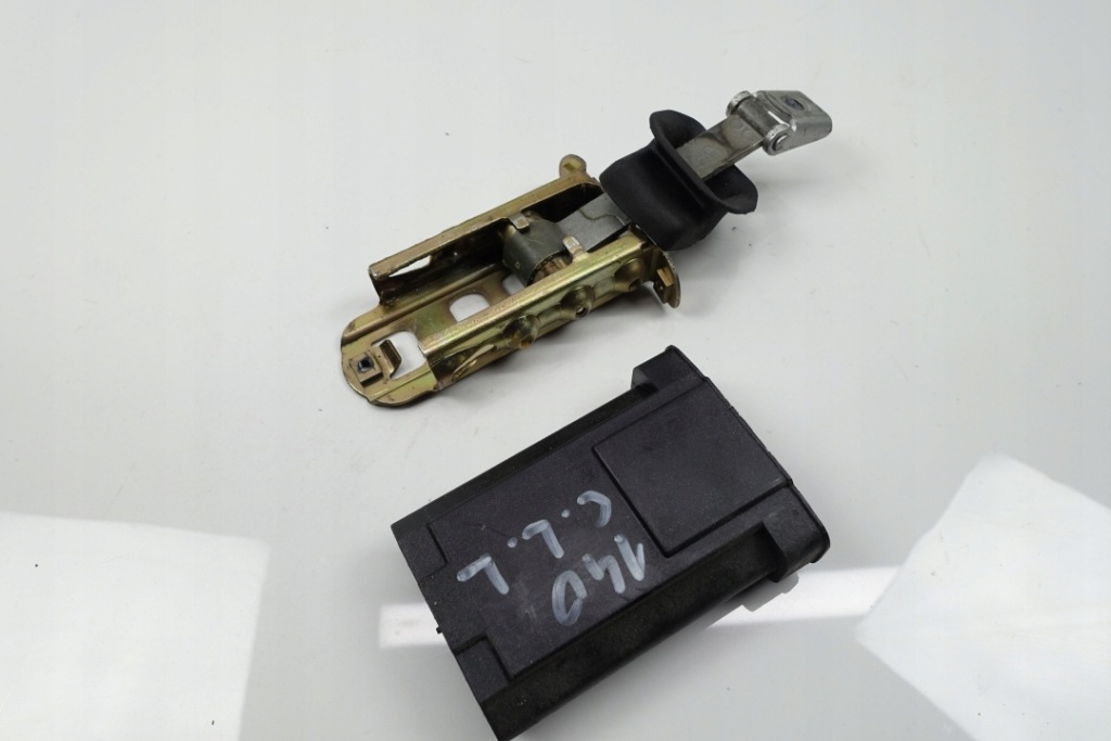 Mercedes w140 ограничитель дверь левый правый перед передний cl 100mm с Разборки