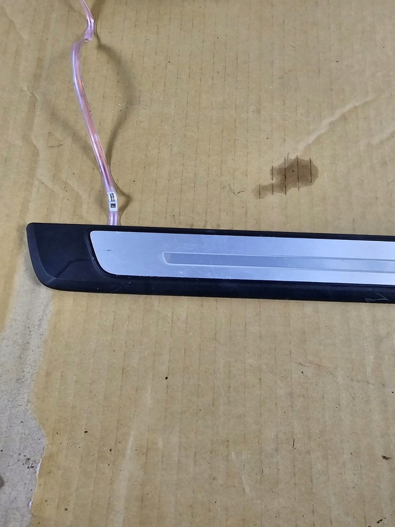 фото №8, Audi a4 s4 b9 8w 2022 молдинг порог передняя левая