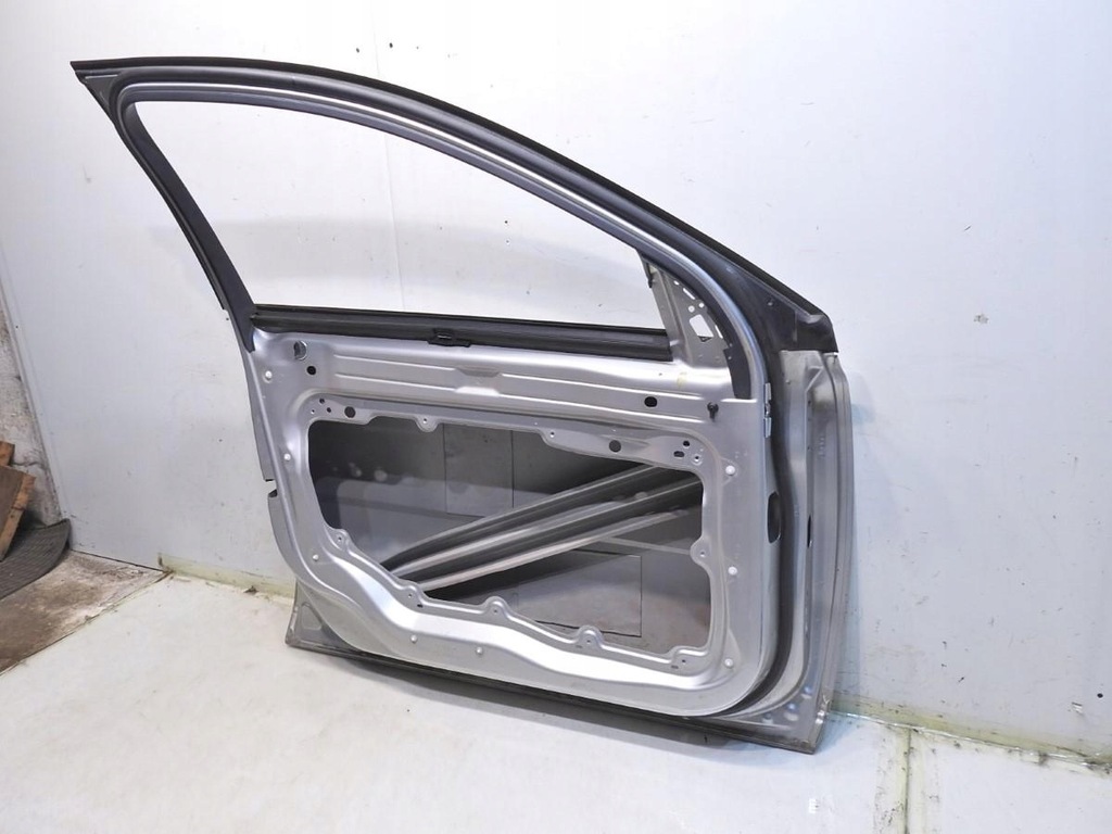 фото №10, Двері лівий перед 426-26 volvo v70 iii