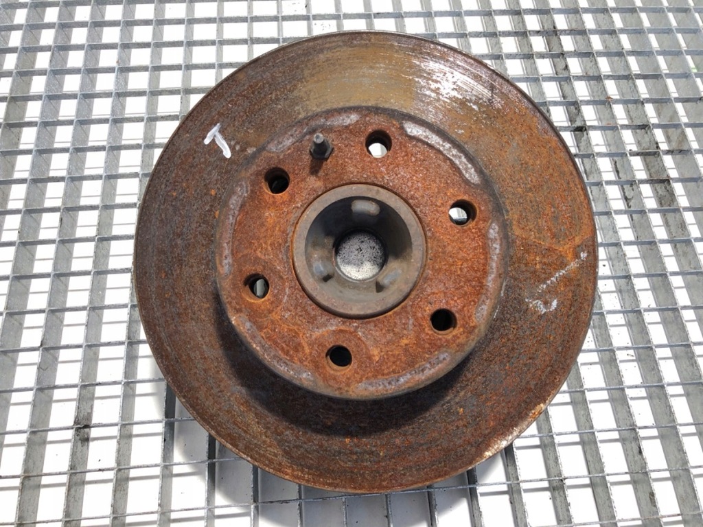 фото №1, Поворотний кулак ступиця лівий перед iveco daily vi 14-22